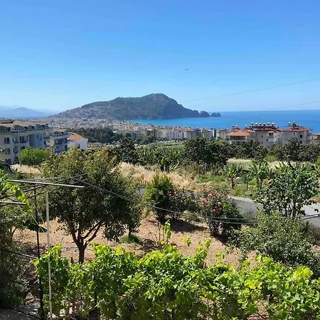 Lejlighed Deniz Manzarali,Terasli,Doga Icinde Muestakilsi Ev Alanya