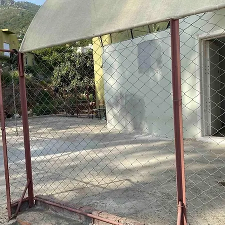 Apartmán Deniz Manzarali,Terasli,Doga Icinde Muestakilsi Ev Alanya
