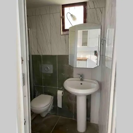 Deniz Manzarali,Terasli,Doga Icinde Muestakilsi Ev Apartman *
